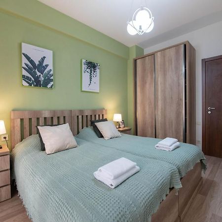 Gg Home - Cozy 2-Bedroom Apartment On Givi Kartozia Тбілісі Екстер'єр фото