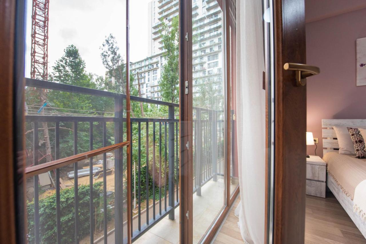 Gg Home - Cozy 2-Bedroom Apartment On Givi Kartozia Тбілісі Екстер'єр фото