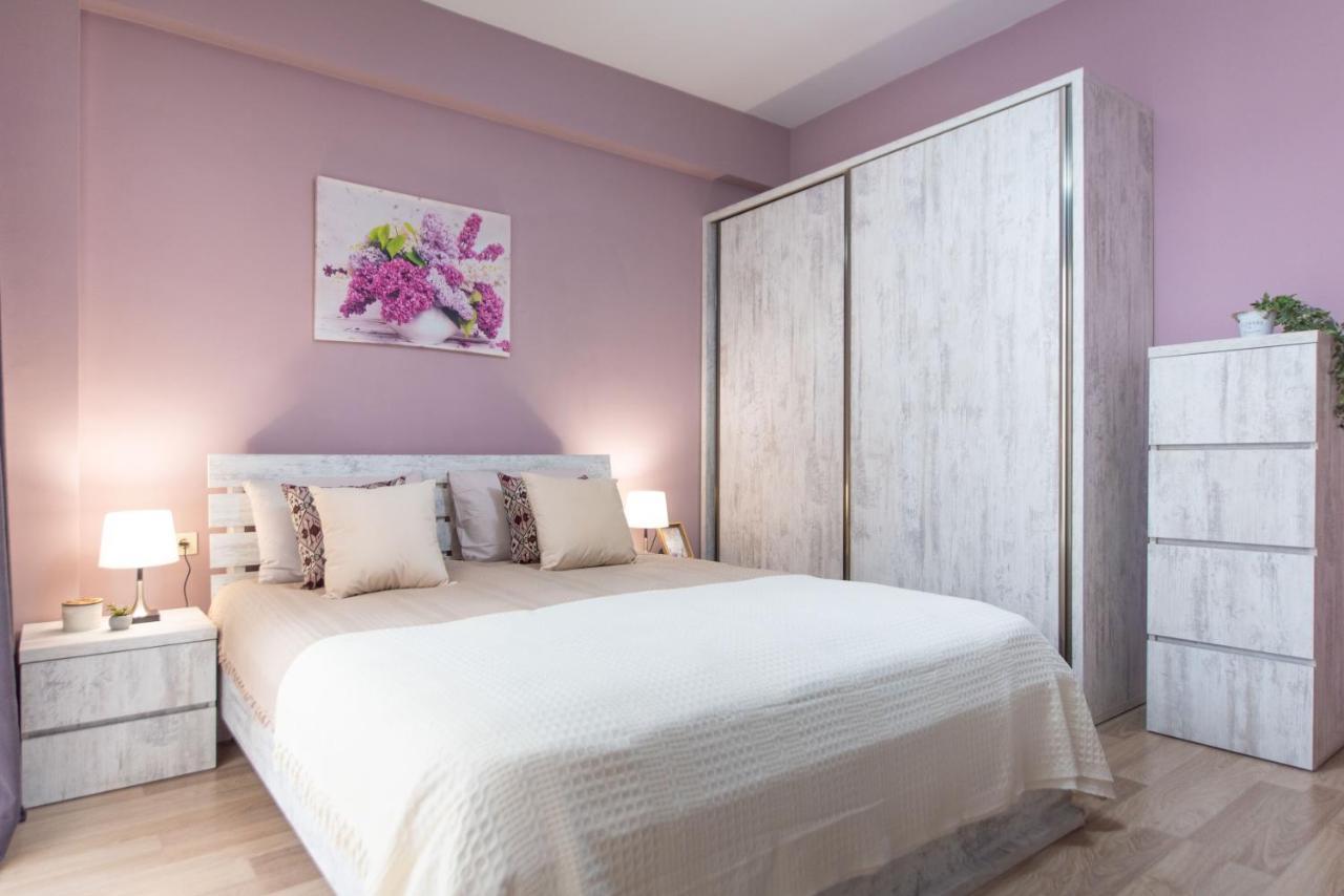 Gg Home - Cozy 2-Bedroom Apartment On Givi Kartozia Тбілісі Екстер'єр фото