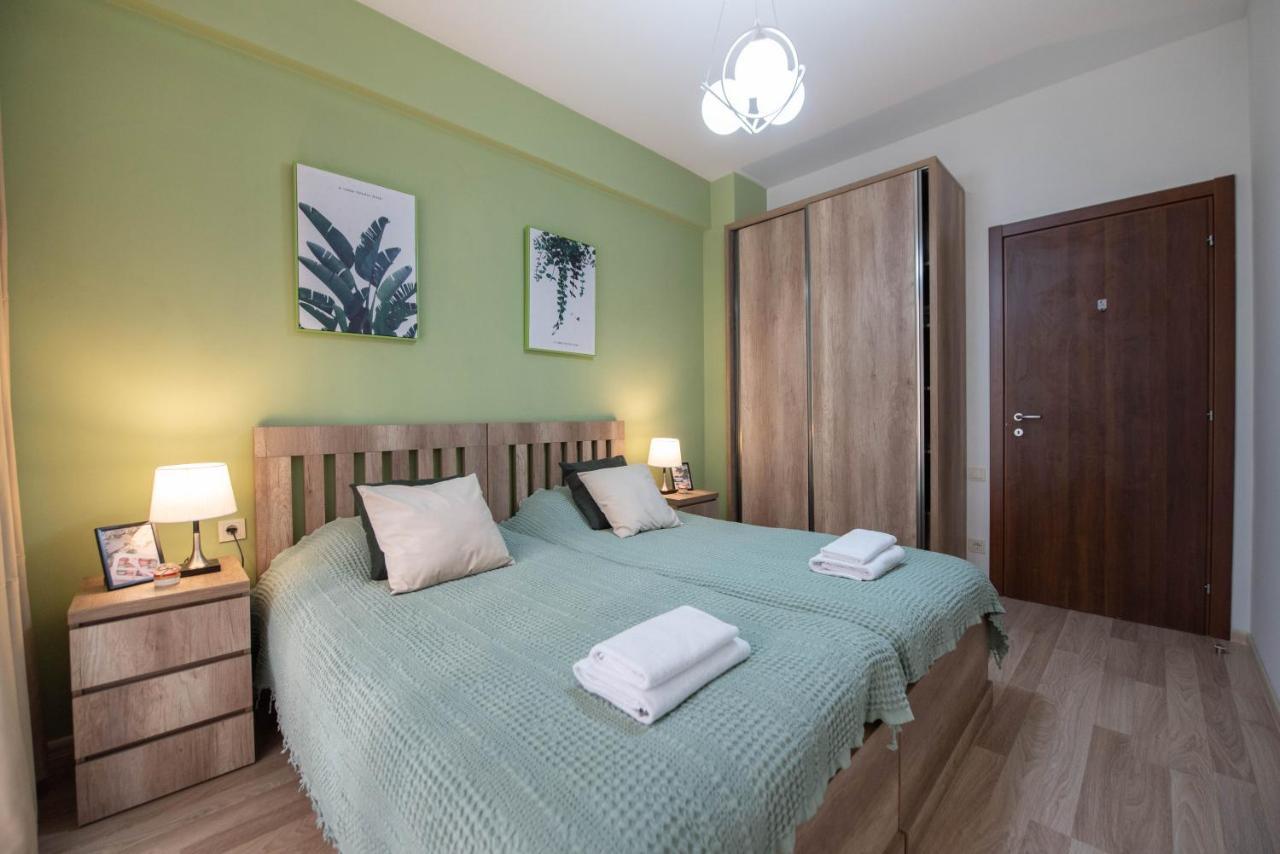 Gg Home - Cozy 2-Bedroom Apartment On Givi Kartozia Тбілісі Екстер'єр фото